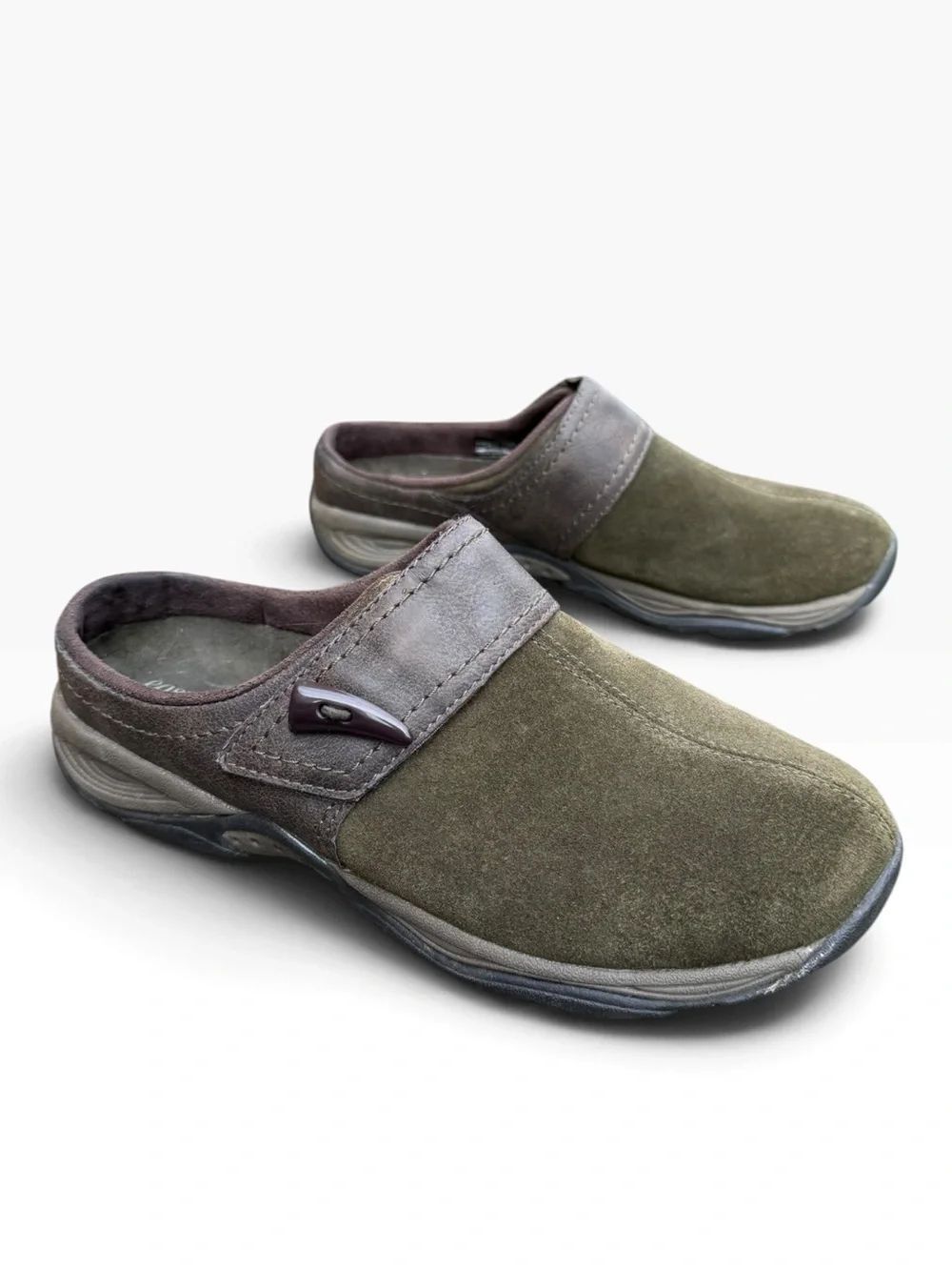 Easy Spirit Eliana Green Suede Clogs Mules Size 7